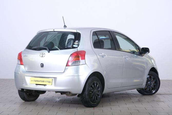 Toyota Vitz II (XP90) с пробегом 2010 года, цена 799 000 рублей, 127117 км, хэтчбек, Автокод Объявления