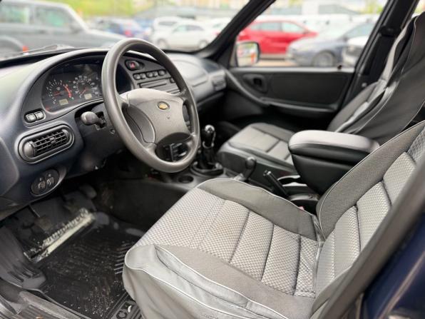 Chevrolet Niva I Рестайлинг с пробегом 2012 года, цена 400 000 рублей, 113000 км, внедорожник, Автокод Объявления