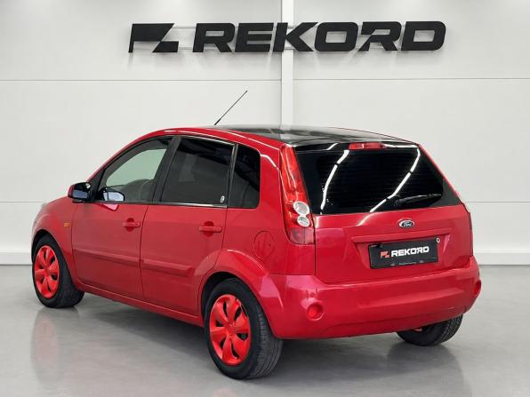 Ford Fiesta Mk5 с пробегом 2007 года, цена 379 000 рублей, 240729 км, хэтчбек, Автокод Объявления