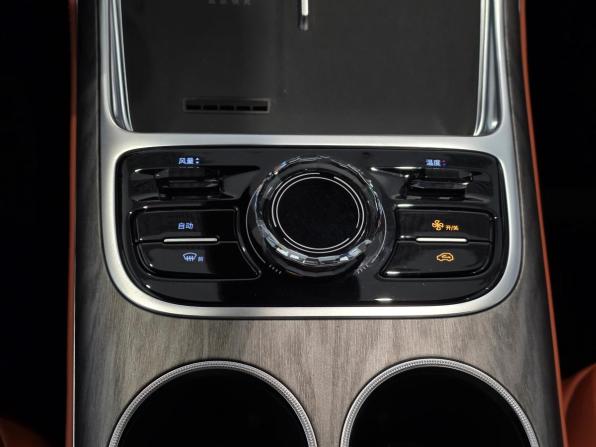 Geely Galaxy M7 с пробегом 2026 года, цена 3 990 000 рублей, 23 км, внедорожник, Автокод Объявления