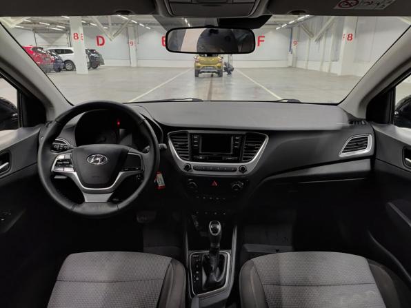 Hyundai Solaris II Рестайлинг с пробегом 2022 года, цена 1 480 000 рублей, 74500 км, седан, Автокод Объявления
