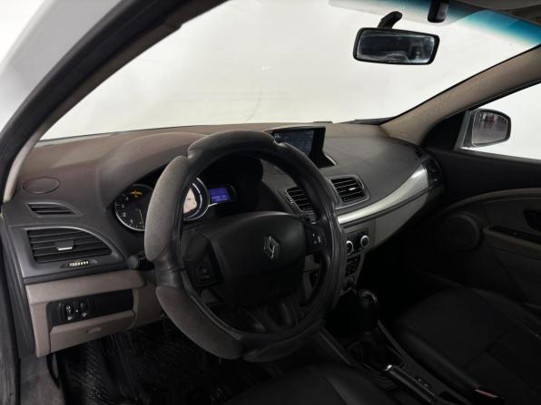 Renault Megane III с пробегом 2009 года, цена 320 000 рублей, 411268 км, хэтчбек, Автокод Объявления
