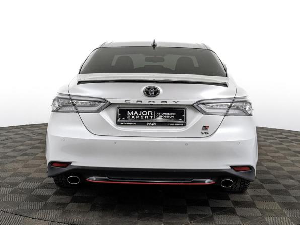 Toyota Camry VIII (XV70) Рестайлинг с пробегом 2021 года, цена 3 400 000 рублей, 99478 км, седан, Автокод Объявления