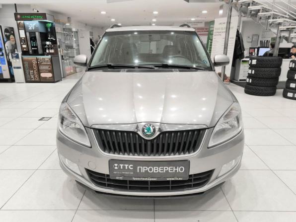 Skoda Fabia II Рестайлинг с пробегом 2012 года, цена 580 000 рублей, 139501 км, универсал, Автокод Объявления