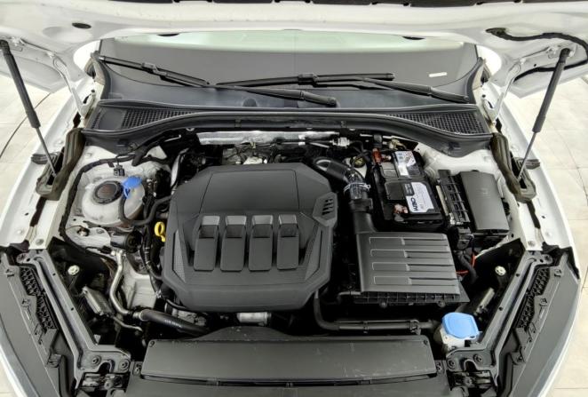 Skoda Superb III Рестайлинг с пробегом 2019 года, цена 2 830 000 рублей, 63000 км, лифтбек, Автокод Объявления