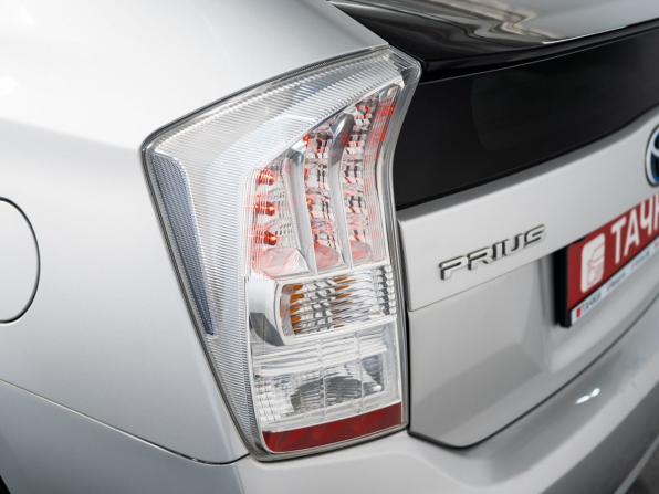 Toyota Prius III (XW30) с пробегом 2010 года, цена 1 170 500 рублей, 168000 км, лифтбек, Автокод Объявления