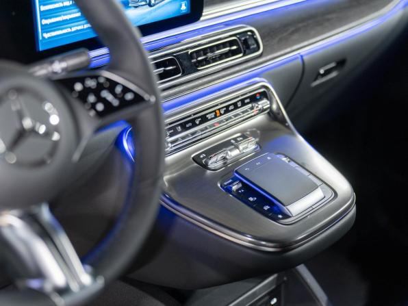 Новый Mercedes-Benz V-Класс III (W447) Рестайлинг 2 2026 года, цена 15 490 000 рублей, минивэн, Автокод Объявления