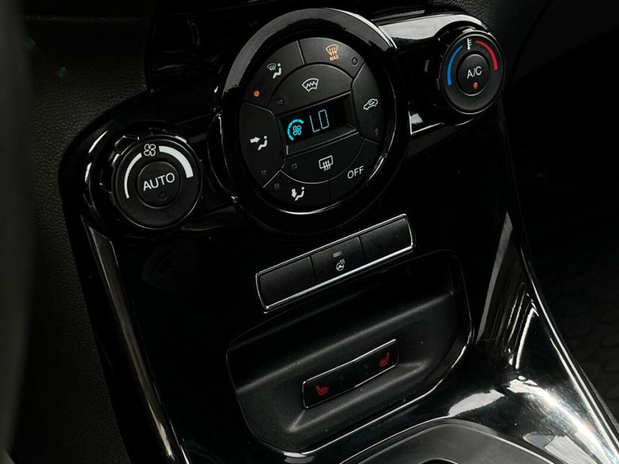 Ford Fiesta Mk6 Рестайлинг Санкт-Петербург  - изображение 15