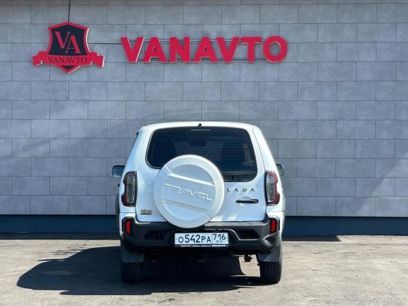 Lada (ВАЗ) Niva Travel I с пробегом 2022 года, цена 950 000 рублей, 72700 км, внедорожник, Автокод Объявления