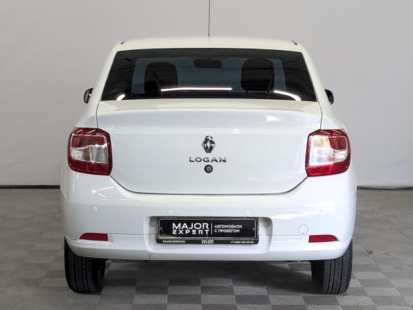 Renault Logan II Рестайлинг с пробегом 2022 года, цена 1 175 000 рублей, 78188 км, седан, Автокод Объявления