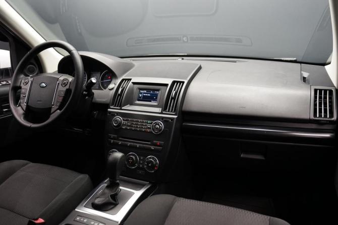 Land Rover Freelander II Рестайлинг 2 с пробегом 2013 года, цена 1 999 000 рублей, 97051 км, внедорожник, Автокод Объявления
