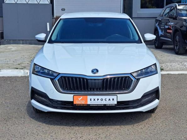 Skoda Octavia IV (A8) с пробегом 2020 года, цена 2 250 000 рублей, 96800 км, лифтбек, Автокод Объявления
