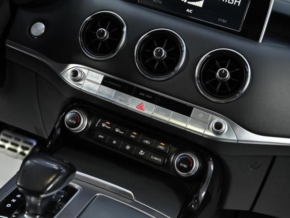 Kia Stinger I с пробегом 2018 года, цена 2 249 000 рублей, 132000 км, лифтбек, Автокод Объявления