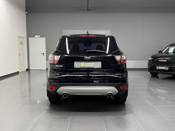 Ford Kuga II Рестайлинг с пробегом 2017 года, цена 1 520 000 рублей, 162575 км, внедорожник, Автокод Объявления