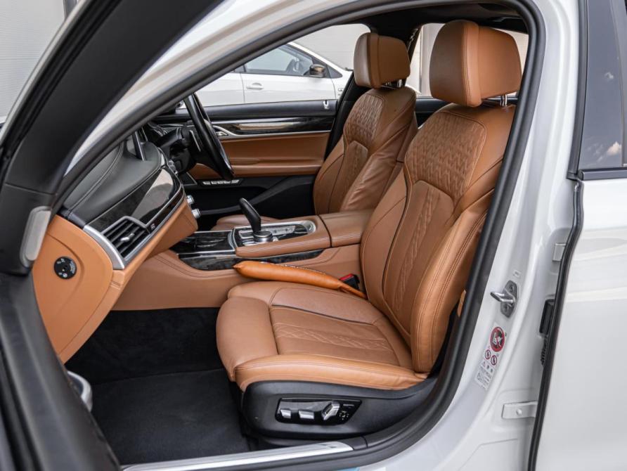 BMW 7 серии VI (G11/G12) Краснодар  - изображение 8
