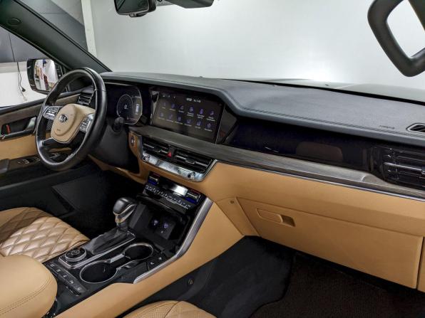Kia Mohave I Рестайлинг 2 с пробегом 2022 года, цена 5 990 000 рублей, 68385 км, внедорожник, Автокод Объявления