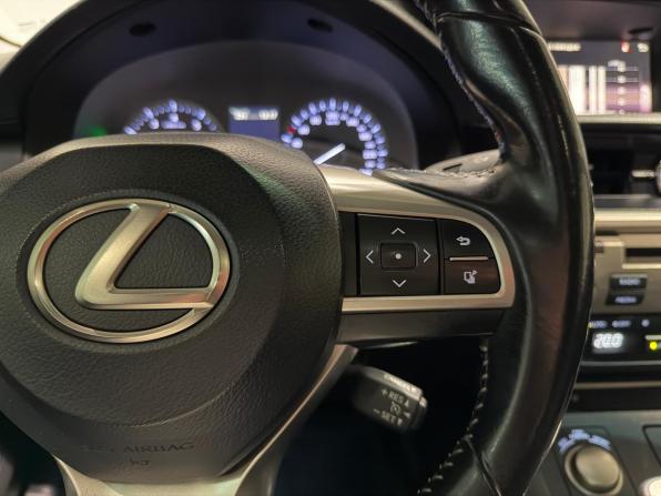 Lexus ES VI Рестайлинг с пробегом 2015 года, цена 2 635 000 рублей, 138000 км, седан, Автокод Объявления