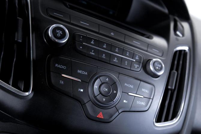Ford Focus III Рестайлинг с пробегом 2016 года, цена 1 049 900 рублей, 158419 км, седан, Автокод Объявления
