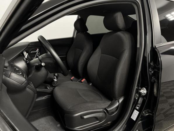 Kia Rio III Рестайлинг с пробегом 2017 года, цена 875 200 рублей, 184068 км, седан, Автокод Объявления