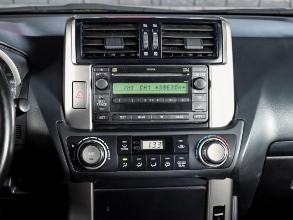 Toyota Land Cruiser Prado 150 Series с пробегом 2013 года, цена 2 500 000 рублей, 193988 км, внедорожник, Автокод Объявления
