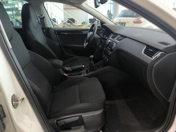 Skoda Octavia III (A7) с пробегом 2015 года, цена 1 280 000 рублей, 151790 км, лифтбек, Автокод Объявления
