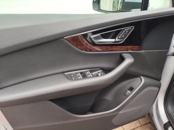 Audi Q7 II (4M) с пробегом 2015 года, цена 2 799 000 рублей, 300289 км, внедорожник, Автокод Объявления