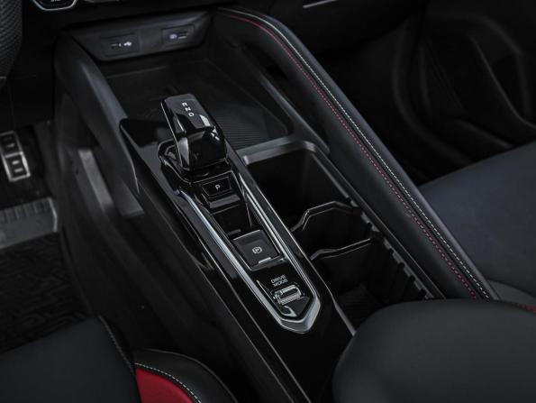 Geely Coolray I Рестайлинг с пробегом 2024 года, цена 2 579 000 рублей, 12585 км, внедорожник, Автокод Объявления