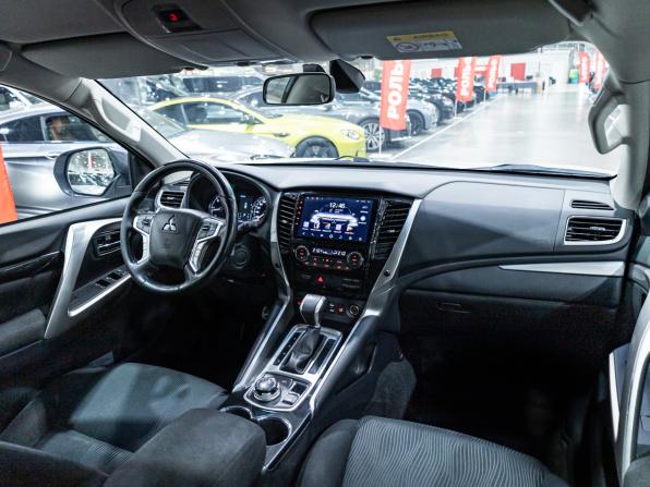 Mitsubishi Pajero Sport III с пробегом 2019 года, цена 2 999 777 рублей, 129856 км, внедорожник, Автокод Объявления