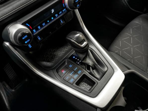 Toyota RAV4 V (XA50) с пробегом 2020 года, цена 3 170 000 рублей, 66220 км, внедорожник, Автокод Объявления