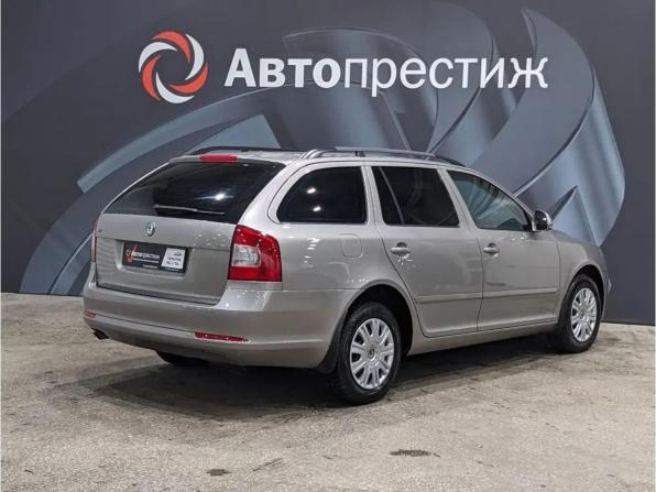 Skoda Octavia II (A5) Рестайлинг с пробегом 2011 года, цена 545 000 рублей, 300000 км, универсал, Автокод Объявления