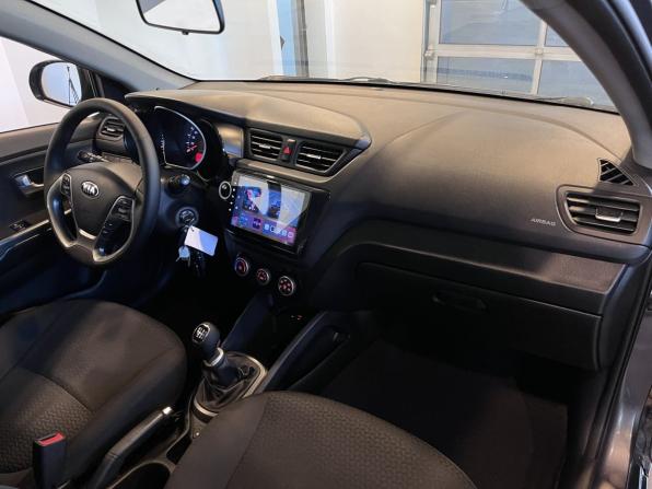 Kia Rio III Рестайлинг с пробегом 2015 года, цена 880 000 рублей, 183701 км, седан, Автокод Объявления