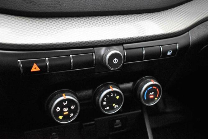 Lada (ВАЗ) Vesta I Рестайлинг (NG) с пробегом 2023 года, цена 1 135 000 рублей, 50410 км, седан, Автокод Объявления