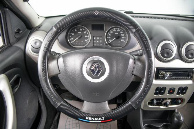 Renault Logan I Рестайлинг с пробегом 2010 года, цена 299 000 рублей, 257358 км, седан, Автокод Объявления