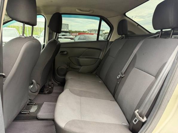Renault Logan II с пробегом 2017 года, цена 645 000 рублей, 158000 км, седан, Автокод Объявления