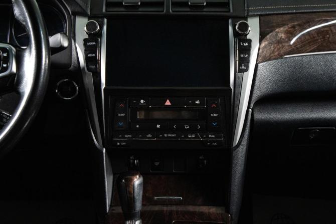 Toyota Camry VII (XV50) Рестайлинг 2 с пробегом 2017 года, цена 2 199 000 рублей, 182873 км, седан, Автокод Объявления