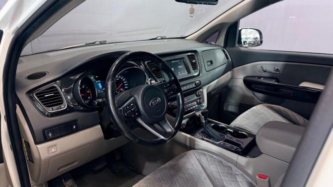Kia Carnival III с пробегом 2019 года, цена 2 625 000 рублей, 192000 км, минивэн, Автокод Объявления