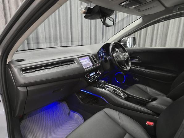 Honda Vezel I с пробегом 2017 года, цена 1 530 000 рублей, 90000 км, внедорожник, Автокод Объявления