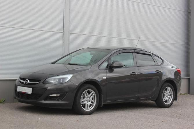 Opel Astra J Рестайлинг с пробегом 2014 года, цена 817 000 рублей, 195352 км, седан, Автокод Объявления