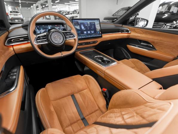 Mazda EZ-6 с пробегом 2025 года, цена 3 650 000 рублей, 7546 км, хэтчбек, Автокод Объявления