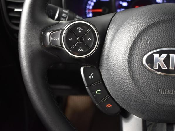 Kia Soul II Рестайлинг с пробегом 2017 года, цена 1 273 100 рублей, 234478 км, хэтчбек, Автокод Объявления