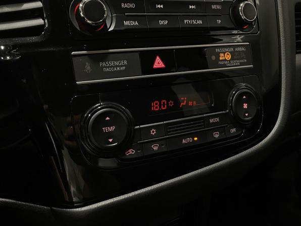 Mitsubishi Outlander III Рестайлинг 3 с пробегом 2019 года, цена 2 170 000 рублей, 112172 км, внедорожник, Автокод Объявления