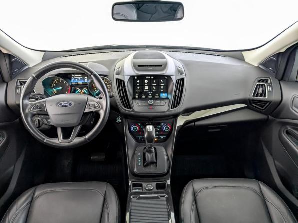 Ford Kuga II Рестайлинг с пробегом 2017 года, цена 1 675 000 рублей, 89000 км, внедорожник, Автокод Объявления