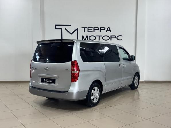 Hyundai Grand Starex I с пробегом 2008 года, цена 1 150 000 рублей, 221195 км, минивэн, Автокод Объявления