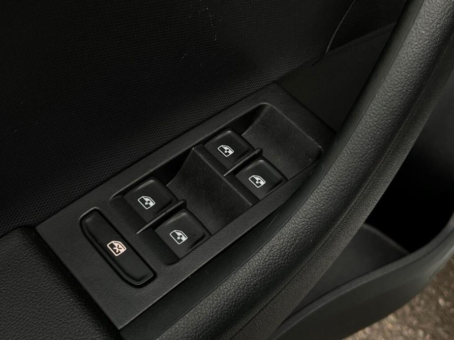 Volkswagen Polo VI Санкт-Петербург  - изображение 18