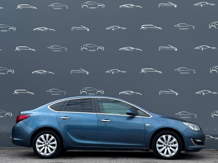 Opel Astra J Рестайлинг Санкт-Петербург  - изображение 10