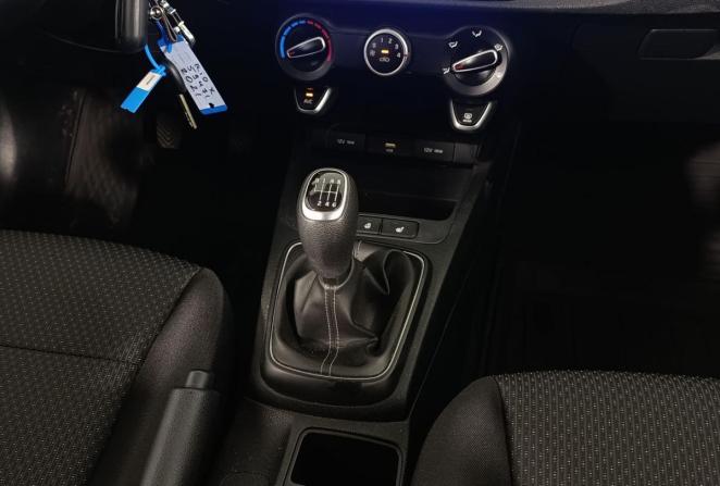 Kia Rio IV Рестайлинг с пробегом 2021 года, цена 1 700 000 рублей, 61465 км, хэтчбек, Автокод Объявления