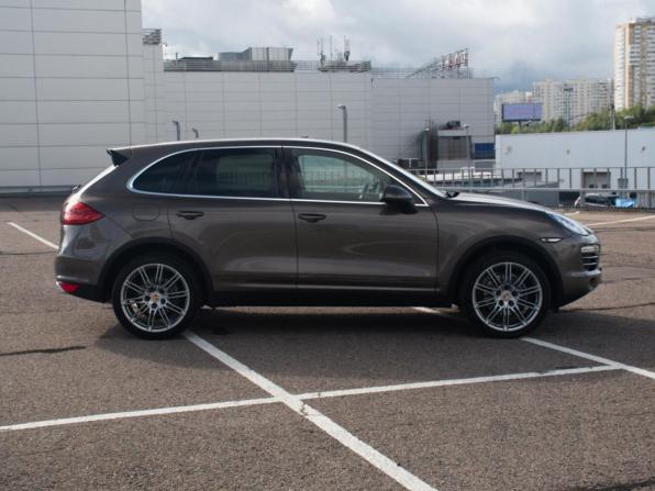 Porsche Cayenne II (958) с пробегом 2013 года, цена 2 799 000 рублей, 136540 км, внедорожник, Автокод Объявления