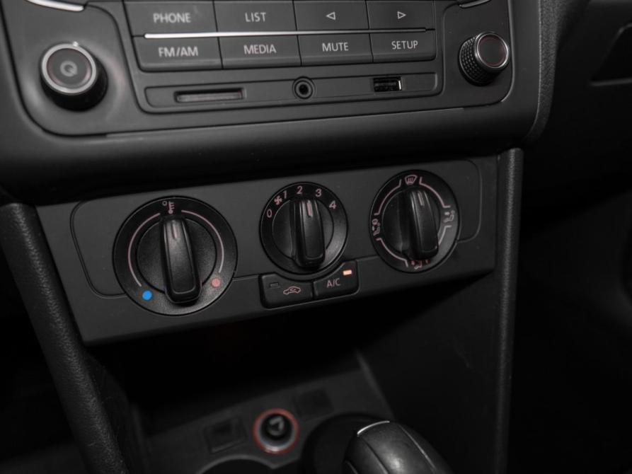 Volkswagen Polo V Рестайлинг Москва  - изображение 14