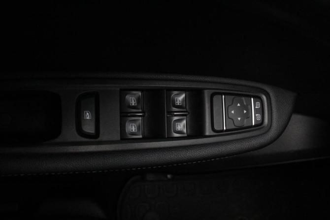 Renault Arkana I с пробегом 2019 года, цена 1 520 000 рублей, 136347 км, внедорожник, Автокод Объявления