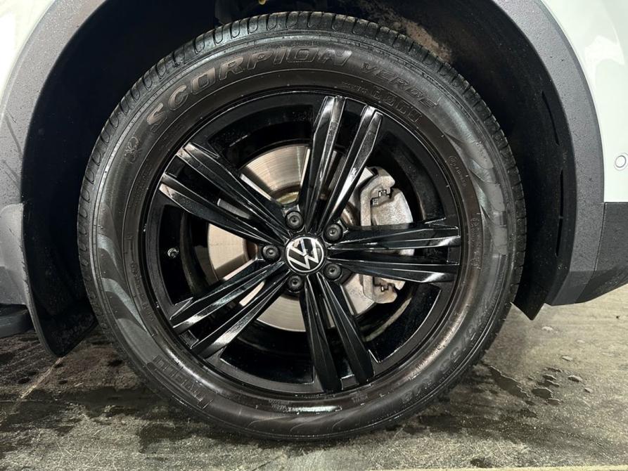 Volkswagen Tiguan II Рестайлинг Москва  - изображение 24